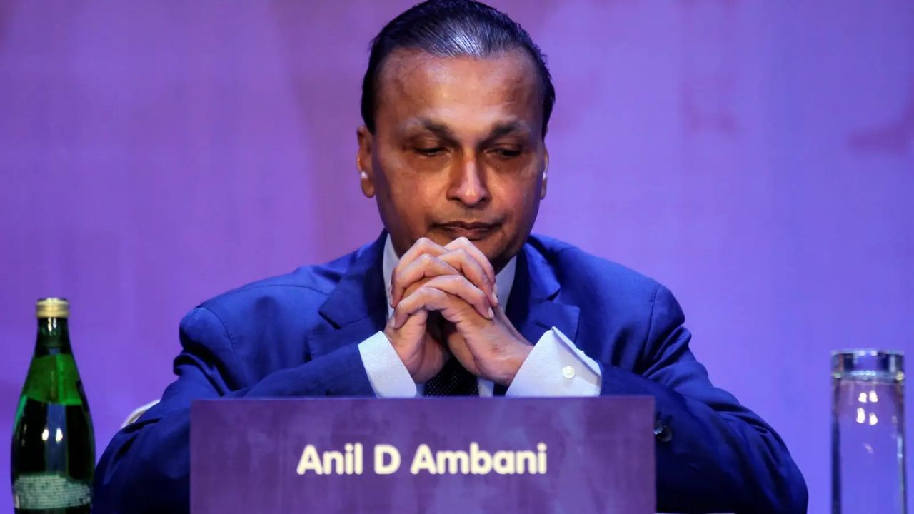 તમને જણાવી દઈએ કે FY24 ના ચોથા ક્વાર્ટરમાં રિલાયન્સ ઈન્ફ્રાસ્ટ્રક્ચર લિમિટેડે 4686 કરોડ રૂપિયાની આવક નોંધાવી હતી. Q4 FY24 માટે ઓપરેટિંગ નફો રૂ. 317 કરોડ હતો. FY24ના Q4 માટે ચોખ્ખી ખોટ રૂ. 2484 કરોડની ખોટની સરખામણીમાં રૂ. 98 કરોડ હતી. જો આપણે વાર્ષિક કામગીરી પર નજર કરીએ તો, કંપનીએ નાણાકીય વર્ષ 2024માં રૂ. 22805 કરોડની આવક મેળવી હતી, જ્યારે નાણાકીય વર્ષ 2023માં તે રૂ. 22398 કરોડ હતી.