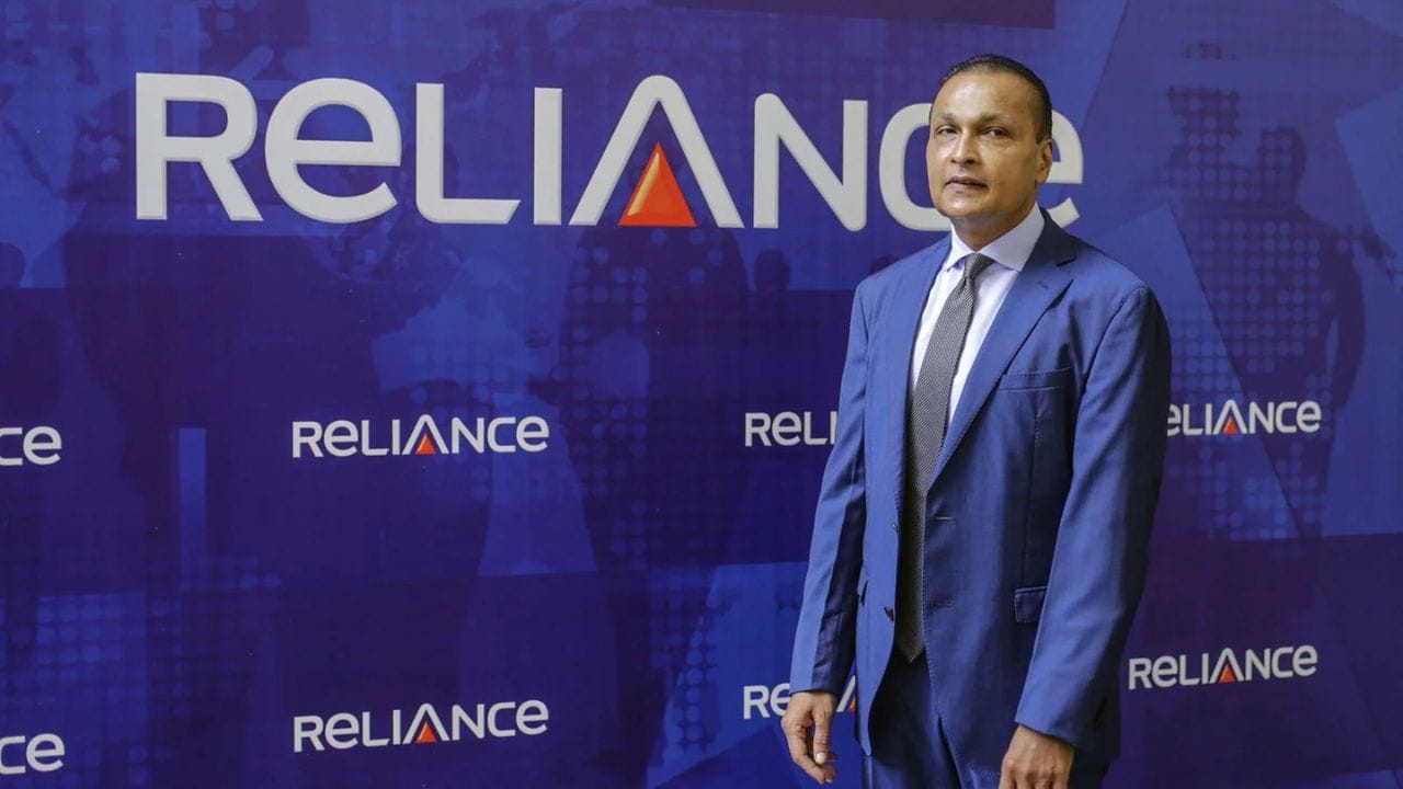 મુખ્ય રોકાણકાર વિજય કેડિયાએ તાજેતરના ક્વાર્ટરમાં તેમનો સંપૂર્ણ 1.01 ટકા હિસ્સો વેચી દીધો હતો. તેમનું નામ હવે BSE શેરહોલ્ડિંગ પેટર્નમાં દેખાતું નથી. અગાઉ, કેડિયાએ છેલ્લા ક્વાર્ટર દરમિયાન કંપનીમાં લગભગ 40 લાખ ઇક્વિટી શેર્સ હસ્તગત કર્યા હતા.