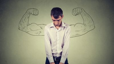 શરીર દુબળુ પાતળુ ક્યારેક લોકો માટે ઘણી સમસ્યાઓનું કારણ બની શકે છે. ઘણીવાર આપણે ઘણા લોકો સાથે જોઈએ છીએ કે તેઓ શારીરિક રીતે ખૂબ જ પાતળા અને નબળા હોય છે. થોડી મહેનત કરીને પણ તેઓ થાકી જાય છે અને ક્યારેક નબળાઈને કારણે તેઓ ચક્કર આવી જાય છે કે બેભાન થઈ જાય છે. આ સિવાય તેના પાતળા હોવાના કારણે લોકો તેની મજાક પણ ઉડાવે છે. જેના કારણે તેમને લોકોની સામે ઘણી શરમનો સામનો કરવો પડે છે. 