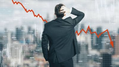 શુક્રવારે ખાનગી આ બેંક લિમિટેડનો શેર 1 ટકા ઘટીને રૂ. 23.62 પર બંધ થયો હતો. આ બંધ ભાવે, શેર છેલ્લા એક મહિનામાં 8 ટકા અને આ વર્ષે 9 ફેબ્રુઆરીના રોજ જોવા મળેલા રૂ. 32.81ના 52 સપ્તાહના ઉચ્ચ ભાવથી 27 ટકા નીચે છે.