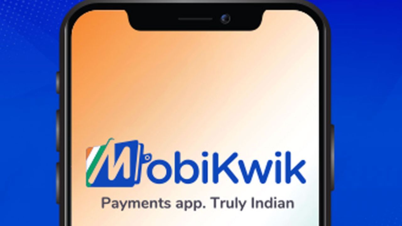 કંપનીનો IPO ક્યારે આવશે? : Mobikwik ના IPO સંબંધિત પ્રશ્ન પર ઉપાસના ટાકુ કહે છે કે તેણીએ પહેલાથી જ તેના ડ્રાફ્ટ પ્રોસ્પેક્ટસ સબમિટ કરી દીધા છે. તે સેબીની પરવાનગીની રાહ જોઈ રહ્યા છે. કંપનીને મંજૂરી મળતાની સાથે જ તે તેનો IPO લોન્ચ કરશે અને શક્ય તેટલી વહેલી તકે શેર લિસ્ટેડ કરશે. Paytm નો વોલેટ બિઝનેસ બંધ થયા બાદ કંપની હવે આ સેગમેન્ટમાં માર્કેટ લીડર બની ગઈ છે. જુલાઈ 2024 સુધીમાં કંપની પાસે 15.7 કરોડ નોંધાયેલા વપરાશકર્તાઓ અને 40 લાખ વેપારીઓ છે.
