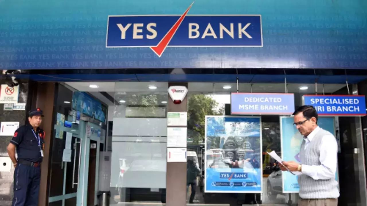 yes bank share