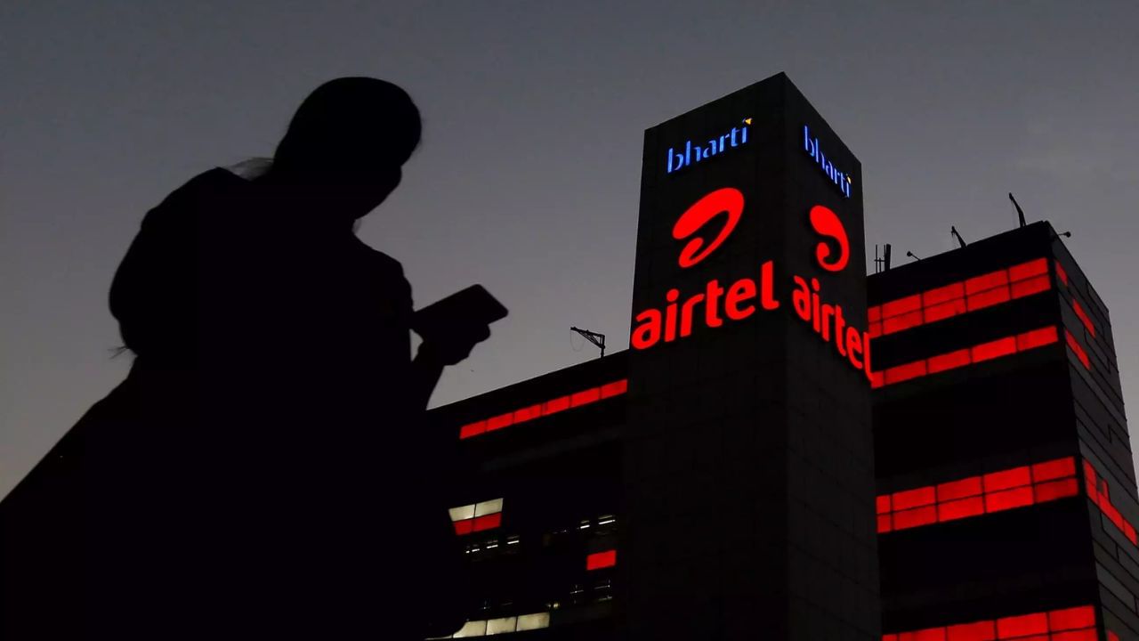 જ્યારે Airtel કંપની 121માં 30 દિવસની સુવિધા વાળો પ્લાન ઓફર કરી રહ્યું છે જેમાં તમને 6 gb ડેટા મળી રહ્યા છે આ સાથે Wynk musicનું પ્રિમિયમ મળી રહ્યું છે.  