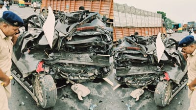 Surat News : રાજકોટ LCBની ટીમને નડ્યો અકસ્માત, એક પોલીસ કર્મીનું મોત, જુઓ Video Surat News : રાજકોટ LCBની ટીમને નડ્યો અકસ્માત, એક પોલીસ કર્મીનું મોત, જુઓ Video