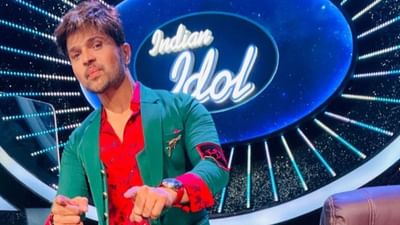 હિમેશ રેશમિયાએ પોતાની સ્ટાઈલથી ચાહકોને ખૂબ જ પ્રભાવિત કર્યા. આજે તે ઈન્ડસ્ટ્રીના સફળ સ્ટાર્સમાંથી એક છે. આ સિવાય તેઓ ફ્રેશર્સને તક આપતો પણ જોવા મળે છે. આ માટે સિંગરની ખૂબ પ્રશંસા થાય છે. હિમેશ રેશમિયાનું ગુજરાત સાથે પણ ખાસ કનેક્શન છે. તો આજે હિમેશ રેશમિયાના પરિવાર વિશે જાણીએ.