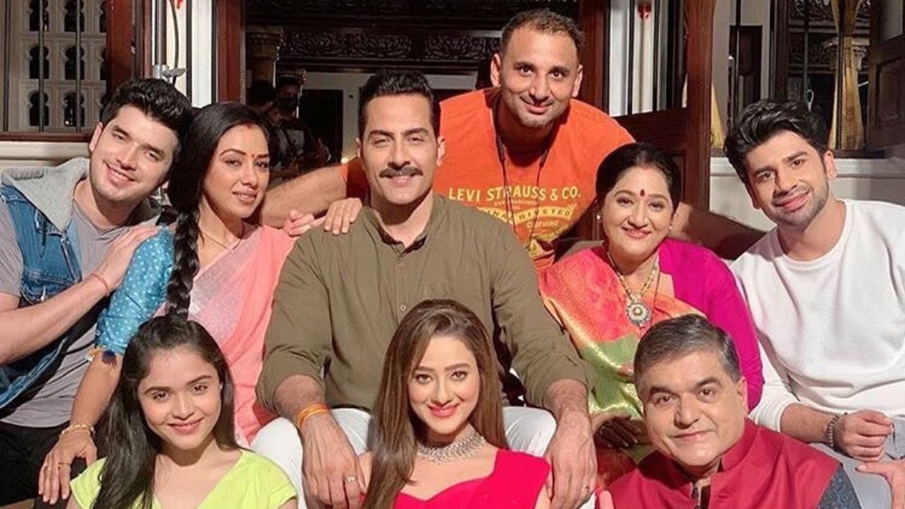 Sudhanshu Pandey family (5)