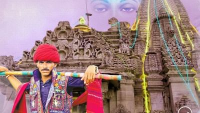 આજે પણ સૌરાષ્ટ્રભરનાં લોકનૃત્ય જાણીતાં છે. આ મંદિરના પ્રાંગણમાં મેળો ભરાય છે. તેથી તે મંદિરના નામ કરતાં તરણેતરના મેળાના સ્થાન તરીકે જાણીતું બન્યું છે.તરણેતરનો મેળો રાસ, તાલ, અને નૃત્યની ર્દષ્ટિએ તેમજ ભાતીગળ પોશાકના વૈવિધ્યથી દેશવિદેશમાં ખૂબ લોકપ્રિય બન્યો છે.