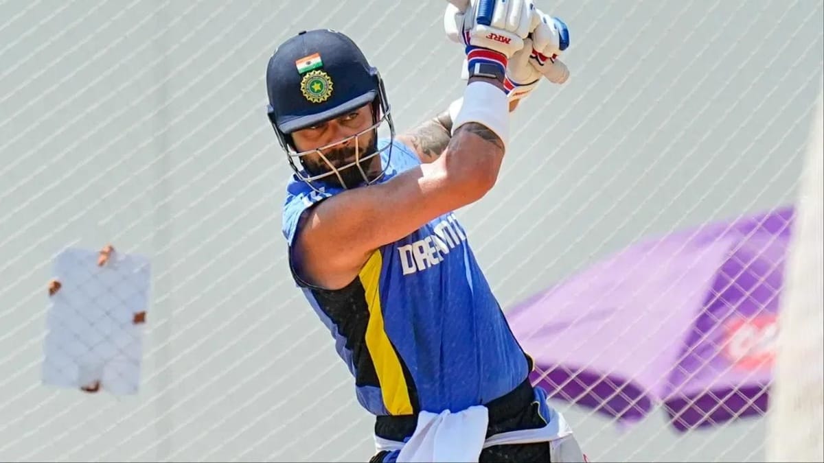 Video: ટીમ ઈન્ડિયા બેટિંગ કરી રહી હતી ત્યારે વિરાટે કર્યું આ કામ, ચાહકોએ લગાવ્યા ‘કોહલી-કોહલી’ના નારા Video: ટીમ ઈન્ડિયા બેટિંગ કરી રહી હતી ત્યારે વિરાટે કર્યું આ કામ, ચાહકોએ લગાવ્યા ‘કોહલી-કોહલી’ના નારા