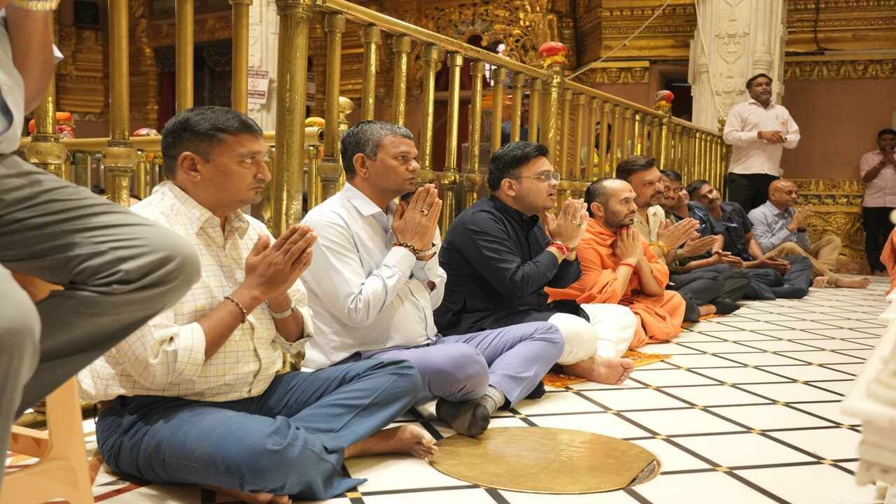 jay shah visit salangpur hanumanji temple (4)