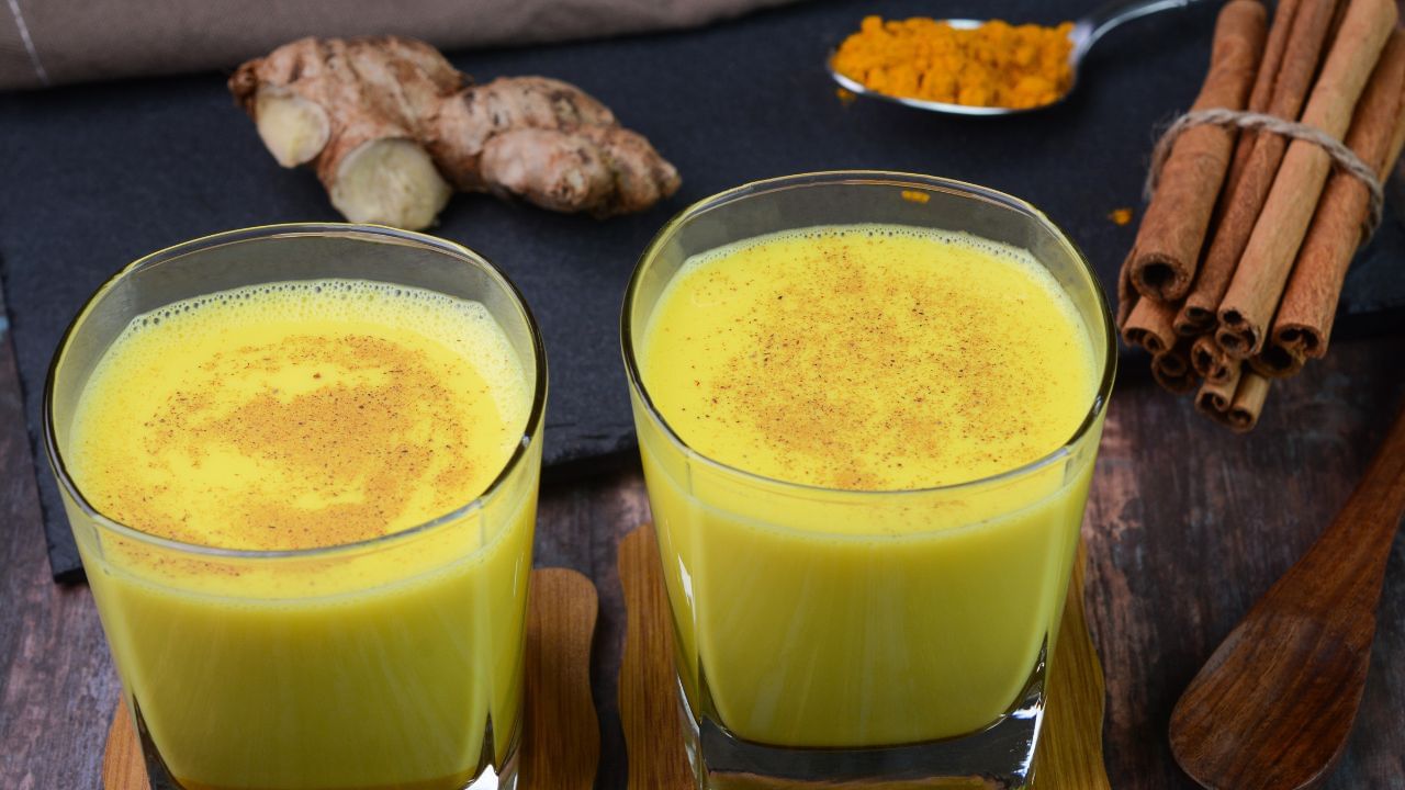 turmeric milk 1