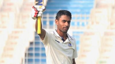 સરફરાઝ બાદ આ ખેલાડીએ મચાવી તબાહી, સતત ત્રીજી સદી ફટકારી, ટીમ ઈન્ડિયામાં નથી મળી તક