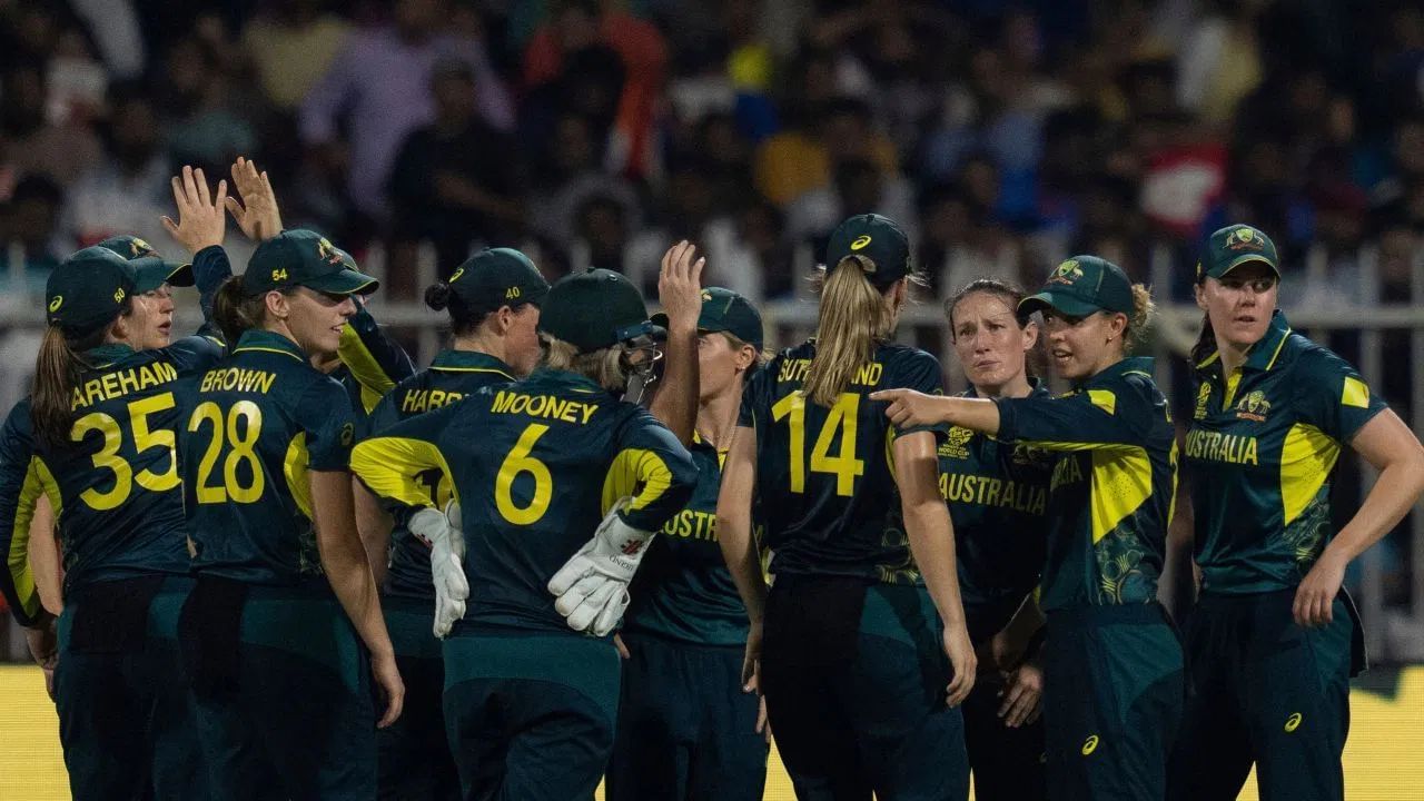 IND vs AUS: Team India suffered a big blow, after losing to Australia, the dream of reaching the semi-finals came to a screeching halt. 