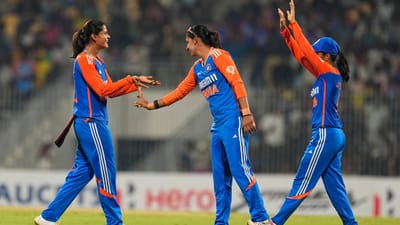 હરમનપ્રીત કૌરની આગેવાનીવાળી ભારતીય ટીમે ટૂર્નામેન્ટમાં પોતાની શરુઆત ખરાબ રીતે થઈ છે. પહેલી મેચ ન્યુઝીલેન્ડ વિરુદ્ધ 58 રનથી હાર મળી હતી. ભારતની આ હારનું મુખ્ય કારણ ન્યુઝીલેન્ડનો વિશાળ સ્કોર સિવાય ટીમ ઈન્ડિયાની ખરાબ બેટિંગ પણ હતી.