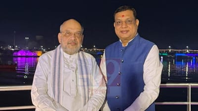 અમદાવાદની ઝગમગાટમાં પરિવાર સાથે અમિત શાહે દિવાળીની ઉજવી કરી હોવાના દ્રશ્યો સામે આવ્યા.