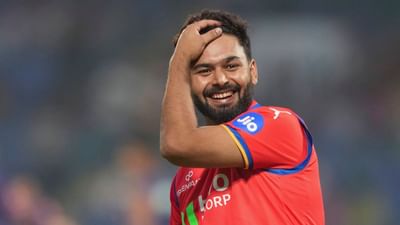 IPLની મેગા ઓક્શન શરૂ થવામાં હવે ગણતરીના કલાકો જ બાકી છે અને ત્યાર બાદ અનેક ખેલાડીઓના ભાવિનો ફેંસલો થશે. જો કે સાઉદી અરેબિયાના જેદ્દાહમાં 24 નવેમ્બરથી શરૂ થનારી હરાજીમાં 577 ખેલાડીઓના નામ બોલી માટે આવશે, પરંતુ માત્ર કેટલાક ખેલાડીઓ પર જ સૌથી વધુ ધ્યાન રહેશે. હાલમાં આમાં સૌથી મોટું નામ રિષભ પંતનું છે.