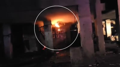 Surat : લિંબાયત વિસ્તારમાં અસામાજિક તત્વોનો આતંક, મોડી રાત્રે વીજ મીટર પેટીઓમાં લગાવી આગ, જુઓ Video