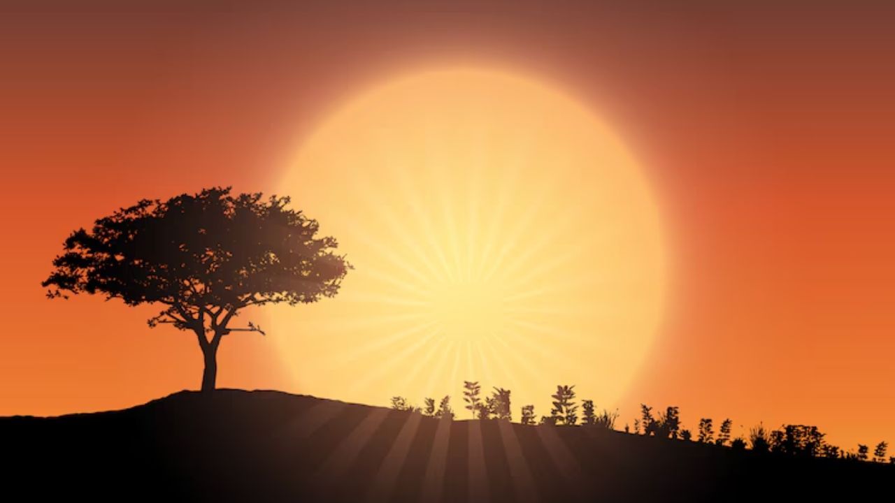 સૂર્યનો વ્યાસ લગભગ 1.39 મિલિયન કિલોમીટર છે, જે પૃથ્વીથી લગભગ 109 ગણો મોટો છે. સૂર્યનું આ કદ સ્થિર છે, તેમાં વધારો-ઘટાડો થતો નથી.