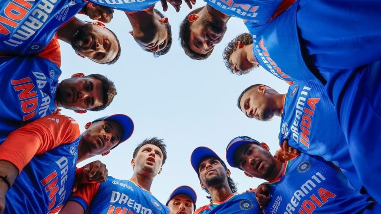 ભારતીય ક્રિકેટ કંટ્રોલ બોર્ડ (BCCI)એ 2025માં ટીમના ઈંગ્લેન્ડ પ્રવાસ માટે ભારતની ટેસ્ટ મેચનું શેડ્યૂલ જાહેર કરી દીધું છે. જેમાંથી ભારતીય ટીમ એક સીરિઝ રાજકોટમાં રમશે.