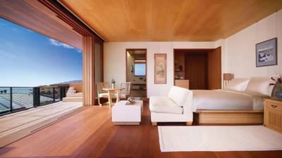 પ્રવાસીઓ આજકાલ અગાઉથી બુકિંગ કરવાનું પસંદ કરે છે, પરંતુ હોટેલ રૂમ પસંદ કરતી વખતે ઘણી વાર કેટલીક નાની ભૂલો કરે છે. આવો, અમને આ સામાન્ય ભૂલો વિશે જણાવો જેથી કરીને આગલી વખતે તમે સમજદારીપૂર્વક રૂમ બુક કરી શકો (image source: Tripadvisor)