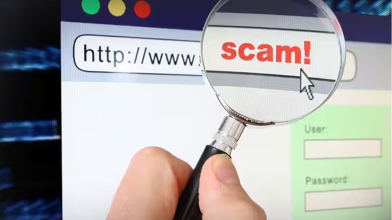 જો તમે હોટલના રૂમ બુકિંગ દરમિયાન કોઈપણ કૌભાંડથી બચવા માંગતા હો, તો કેટલીક મહત્વપૂર્ણ બાબતો ધ્યાનમાં રાખો. હંમેશા ચકાસાયેલ પોર્ટલનો ઉપયોગ કરો અને ફક્ત તે વેબસાઇટ્સ પરથી જ બુક કરો જે .com અથવા .in સાથે સમાપ્ત થાય છે અને શરૂઆતમાં https સાથે દેખાય છે.(image source: system x)