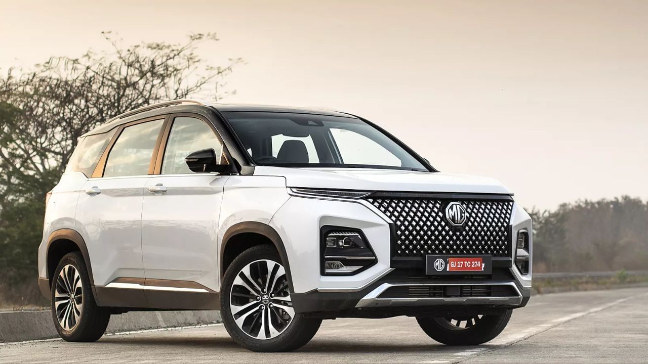 MG હેક્ટરમાં પણ ડિસ્કાઉન્ટ મળી રહ્યું છે. આ પ્રીમિયમ લૂક ધરાવતી આ કારની કિંમત 14 લાખથી 22 લાખ રૂપિયા સુધીની છે. MG તેના પર 2 લાખ રૂપિયા સુધીનું મોટું ડિસ્કાઉન્ટ ઓફર કરી રહી છે.