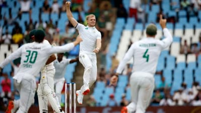 ક્રિકેટ જગતમાં બોક્સિંગ ડે ટેસ્ટ મેચનું ઘણું મહત્વ છે. ખાસ કરીને ઓસ્ટ્રેલિયા અને દક્ષિણ આફ્રિકામાં દર વર્ષે 26મી ડિસેમ્બરથી કોઈને કોઈ ટેસ્ટ મેચ શરૂ થાય છે. આ બંને દેશો માટે ટેસ્ટ ક્રિકેટ રમનાર દરેક ખેલાડી બોક્સિંગ ડે ટેસ્ટનો ભાગ બનવા માંગે છે. જો કોઈ ખેલાડીને આવી ટેસ્ટમાં ડેબ્યૂ કરવાની તક મળે છે, તો તે વધુ વિશેષ અનુભવે છે અને જો પહેલા જ દિવસે સારું પ્રદર્શન કરઈ સફળતા મળે તો ડેબ્યૂ મેચ ખાસ બની જાય છે. 