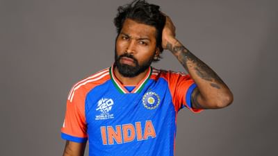 ભારતનો સ્ટાર ક્રિકેટર હાર્દિક પંડ્યા વર્ષ 2024માં ગૂગલ પર સૌથી વધુ સર્ચ કરવામાં આવેલ ભારતીય ક્રિકેટર બની ગયો છે. આ મામલે તેણે વિરાટ કોહલી, મહેન્દ્ર સિંહ ધોની અને રોહિત શર્મા જેવા દિગ્ગજ ખેલાડીઓને પછાડ્યા છે.