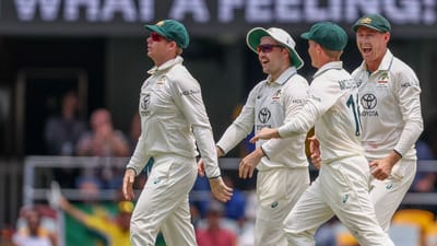 બોર્ડર-ગાવસ્કર ટ્રોફીની ત્રીજી મેચ બ્રિસ્બેનના ગાબા સ્ટેડિયમમાં રમાઈ હતી. આ મેચનું પરિણામ અનિર્ણિત રહ્યું હતું. ઓસ્ટ્રેલિયાએ ભારતને 275 રનનો ટાર્ગેટ આપ્યો હતો પરંતુ ખરાબ હવામાન અને વરસાદના કારણે મેચને રોકવી પડે હતી. 5માં દિવસની રમત ન રમાતા મેચ ડ્રો રહી  છે.