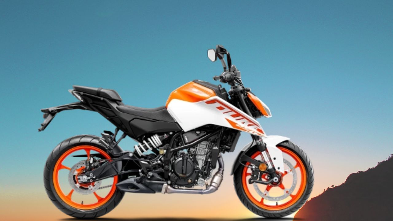  કંપનીએ KTM 250 Dukeની કિંમતમાં 20,000 રૂપિયાનો ઘટાડો કર્યો છે. જો કે, તમે આ ઓફરનો લાભ 31 ડિસેમ્બર 2024 સુધી જ મેળવી શકશો. 