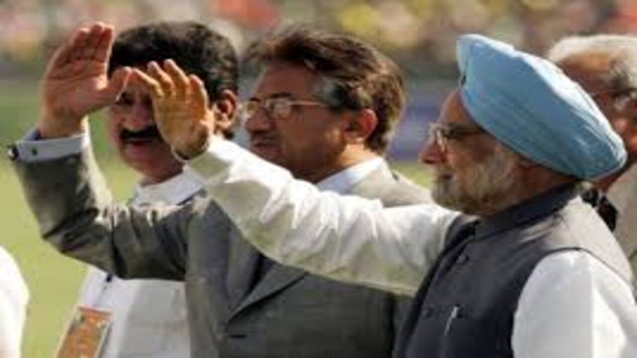 Manmohan Singh and General Musharraf.jpg 2