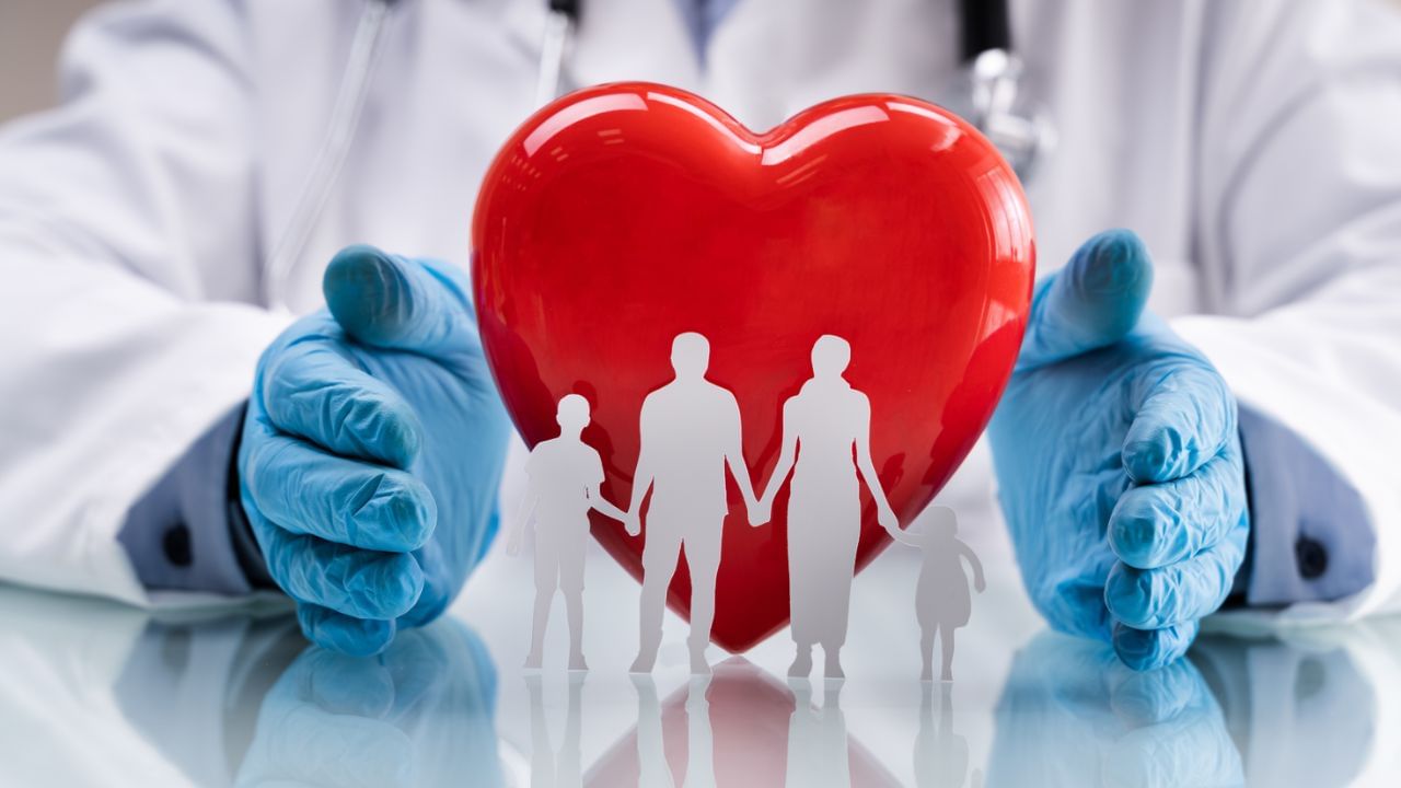 ન્યૂનતમ અને મહત્તમ ઉંમર કેટલી? : આ યોજનામાં કોઈપણ પ્રકારની વય મર્યાદા નથી. એટલે કે, બાળકોથી લઈને વૃદ્ધો સુધી દરેક આ યોજનાનો લાભ લઈ શકે છે.