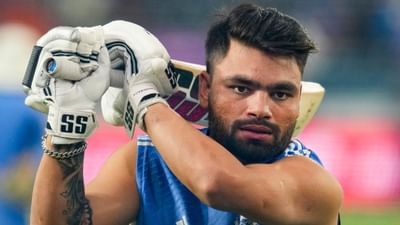 ટીમ ઈન્ડિયાના યુવા સ્ટાર રિંકુ સિંહનો કરિયર ગ્રાફ સતત ઉપર જઈ રહ્યો છે. રિંકુ સિંહે IPLમાં પોતાના શાનદાર પ્રદર્શનથી પ્રભાવિત કરીને ઈન્ટરનેશનલ ક્રિકેટમાં સ્થાન બનાવીને પોતાની પ્રતિભા બતાવી છે. ભારતની T20 ટીમમાં તેનું સ્થાન પહેલાથી જ નિશ્ચિત થઈ ગયું છે. હવે રિંકુને જે પદ મળ્યું છે તે તેના વધતા કદ અને આત્મવિશ્વાસને દર્શાવે છે.