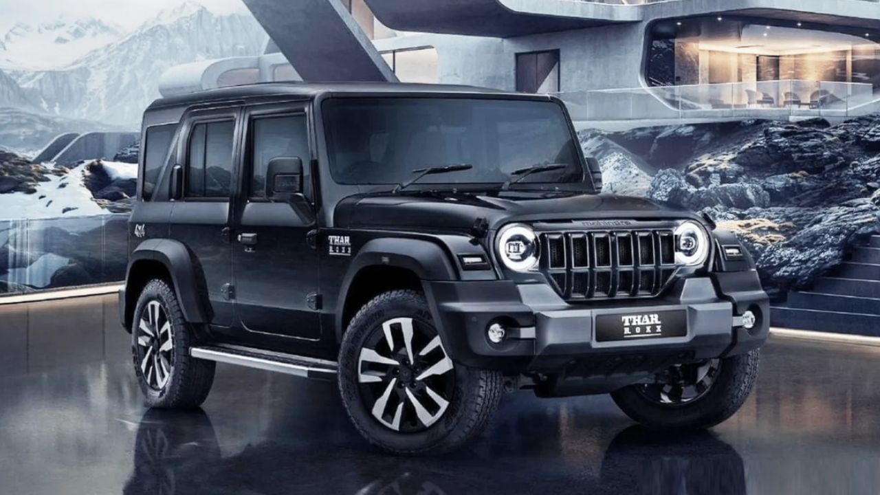 મહિન્દ્રા થારના 3-ડોર મોડલના 2WD વેરિઅન્ટ પર ગ્રાહકોને અલગ-અલગ ડિસ્કાઉન્ટ મળી રહ્યાં છે. સૌથી ઓછું ડિસ્કાઉન્ટ Thar RWD 1.5 લિટર ડીઝલ વેરિઅન્ટ પર છે. જે રૂ. 56 હજાર છે. પેટ્રોલ એન્જિન વિકલ્પમાં તમે રિયર વ્હીલ ડ્રાઇવ વેરિઅન્ટ પર 1.31 લાખ રૂપિયા સુધીનો લાભ મેળવી શકો છો. 