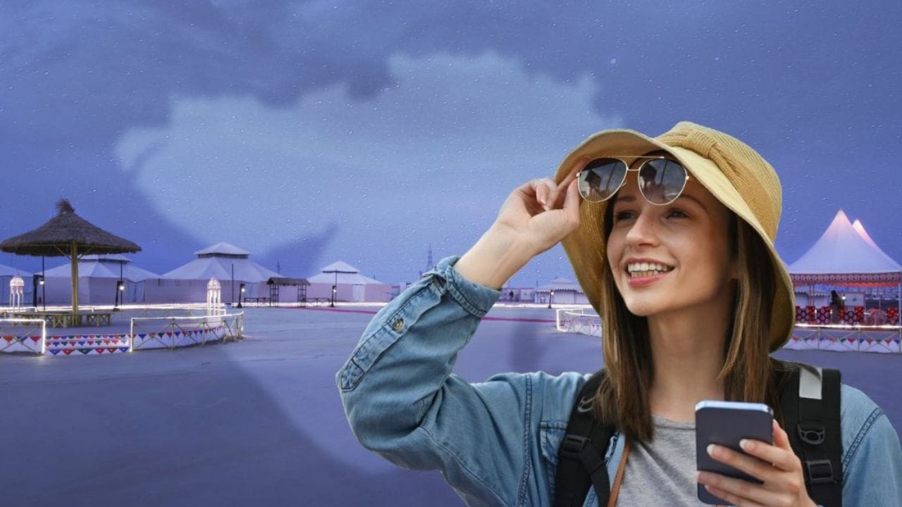 કોઈ પણ સ્થળે નવી વસ્તુઓ જોઈ તો તે તમને આકર્ષિત કરે છે. પરંતુ શક્ય હોય તો ટ્રાવેલ દરમિયાન શોપિંગ કરવાનું ટાળો, કારણ કે, સ્વાભાવિક છે ટુરિસ્ટ પ્લેસ પણ તમામ વસ્તુઓના ભાવ વધારે જ રહેવાના છે. જો તમારે કોઈ એન્ટીક વસ્તુ લેવી હોય તો જરુર શોપિંગ કરી લો.