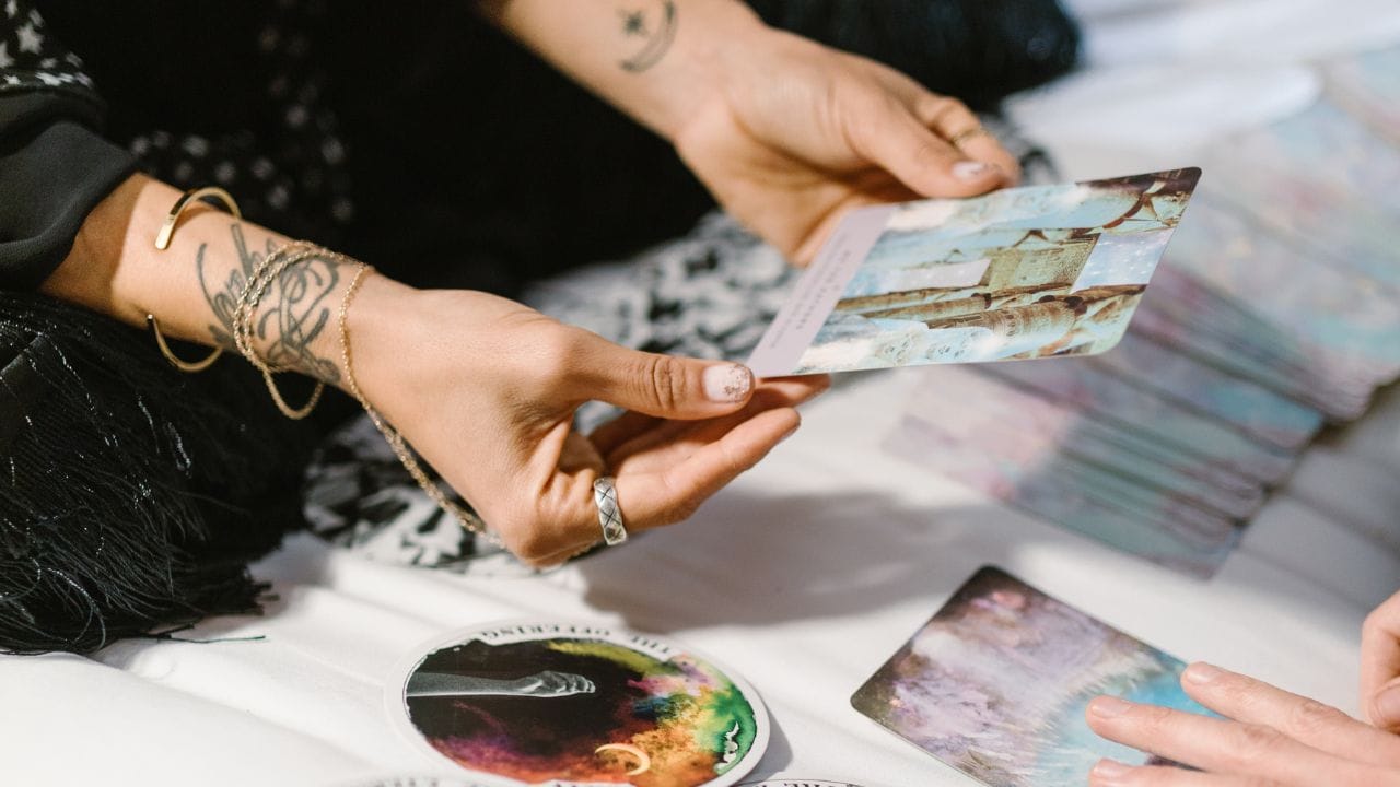 નોંધ : અહીં અપવાં આવેલી માહિતી માન્યતાઓના આધારે ફક્ત આપની જાણકારી માટે છે. 