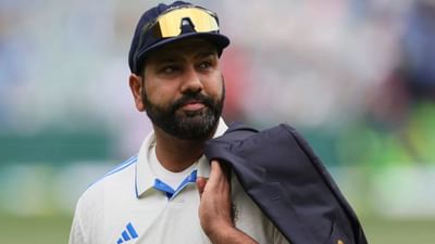 શ્રીલંકા સામે દક્ષિણ આફ્રિકાની 2-0થી જીત અને એડિલેડમાં ઓસ્ટ્રેલિયા સામે કારમી હાર બાદ ટીમ ઈન્ડિયા માટે વર્લ્ડ ટેસ્ટ ચેમ્પિયનશિપની ફાઈનલમાં પહોંચવું મુશ્કેલ બની ગયું છે. ટીમ ઈન્ડિયા તાજેતરની વર્લ્ડ ટેસ્ટ ચેમ્પિયનશિપ પોઈન્ટ ટેબલમાં ત્રીજા સ્થાને આવી ગઈ છે.