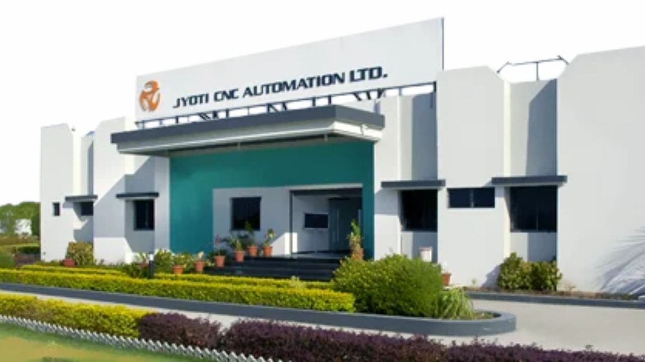 બ્રોકરેજ ફર્મ Equirus એ જ્યોતિ CNC ઓટોમેશન(Jyoti CNC Automation)નું કવરેજ શરૂ કર્યું છે. કંપનીના શેરનું 52 સપ્તાહનું ઉચ્ચ સ્તર રૂ. 1501.65 છે. તે જ સમયે, કંપનીના શેરનું 52 સપ્તાહનું નીચલું સ્તર 370.05 રૂપિયા છે.