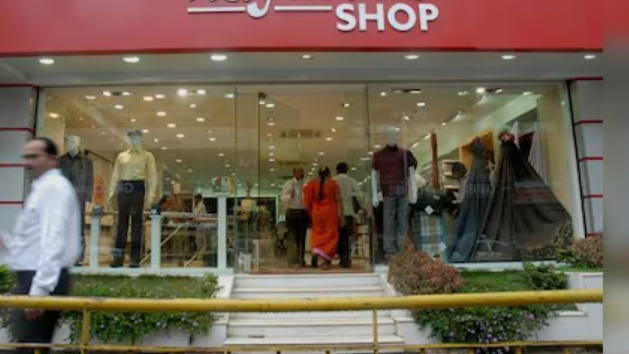 ત્યારે કપડા બનાવતી અને તેનું વેચાણ કરતી કંપનીઓ જેવી કે raymond , Vardhman textiles, Arvind ltd, Ambica cottan, super sales ind, rajapalaya mill, precot, સહિતની ટોપ કંપનીઓને તેનો સીધો ફાયદો થશે.