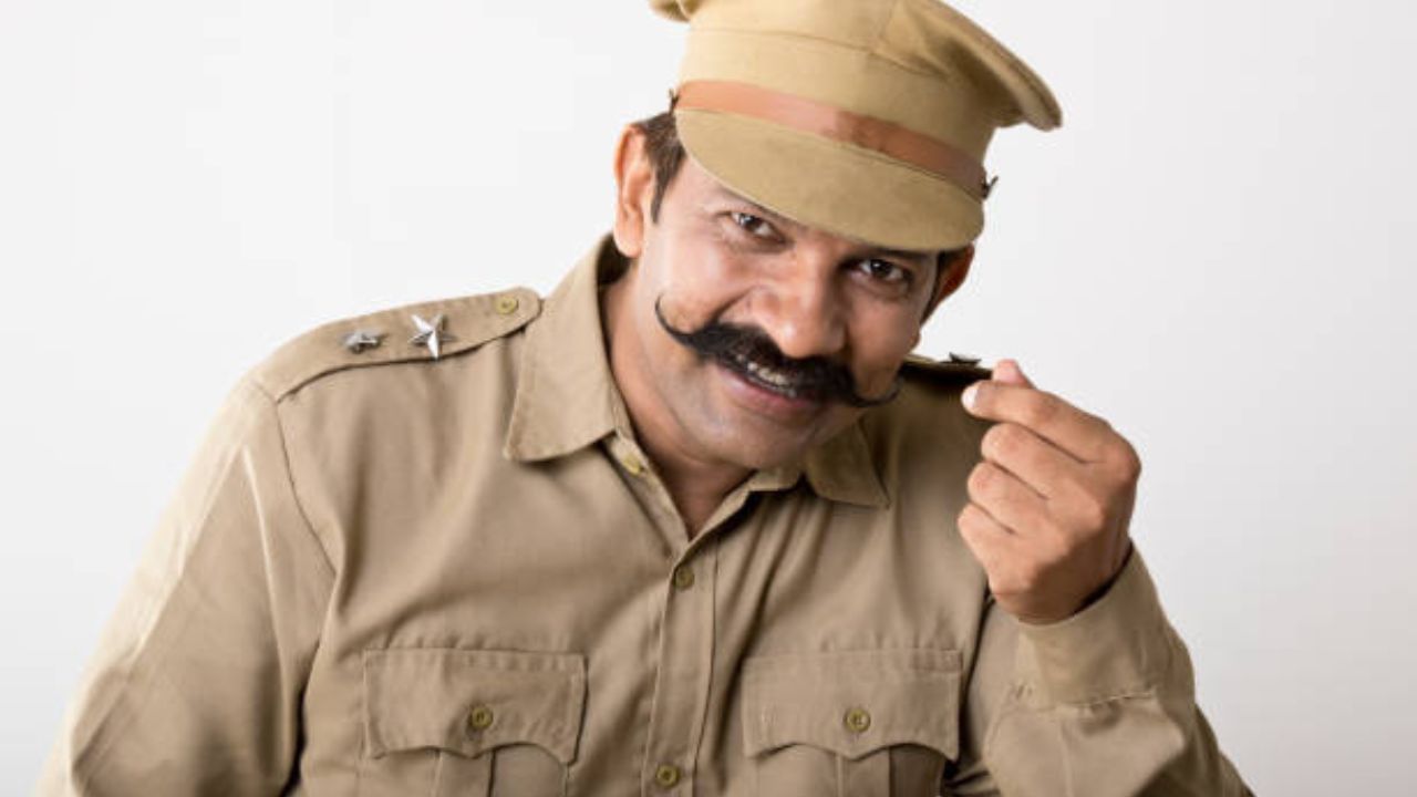 આ સિવાય મધ્યપ્રદેશના કેટલાક જિલ્લાઓમાં પોલીસકર્મીઓને મૂછ રાખવા માટે માસિક 33 રૂપિયાનું ભથ્થું મળે છે. બિહારમાં પણ તત્કાલિન ડીઆઈજી મનુ મહારાજે તેમના એક ASIને તેમની મૂછ માટે ઈનામ આપ્યું હતું.