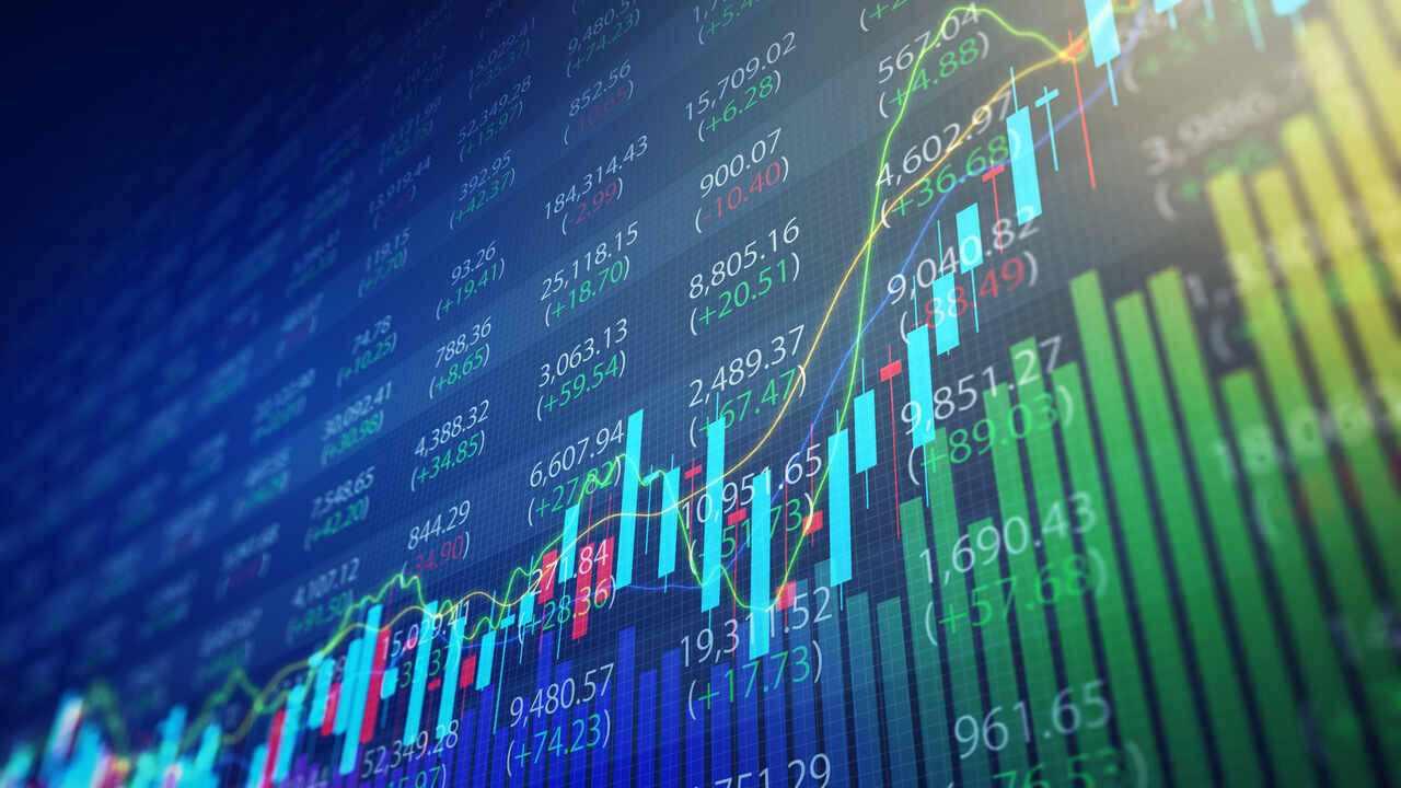 પેની સ્ટોક્સમાં અત્યંત નીચા ભાવ છે. આની કિંમત સામાન્ય રીતે 10 રૂપિયાથી ઓછી હોય છે અને તેથી જ આવા શેર રોકાણકારોને આકર્ષે છે. જો કે, પેની સ્ટોક્સ વધુ અસ્થિર હોય છે અને તેમાં રોકાણ કરવું જોખમી માનવામાં આવે છે.