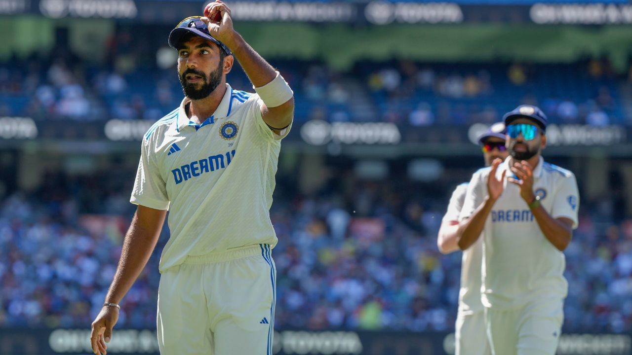 Jasprit Bumrah (16)