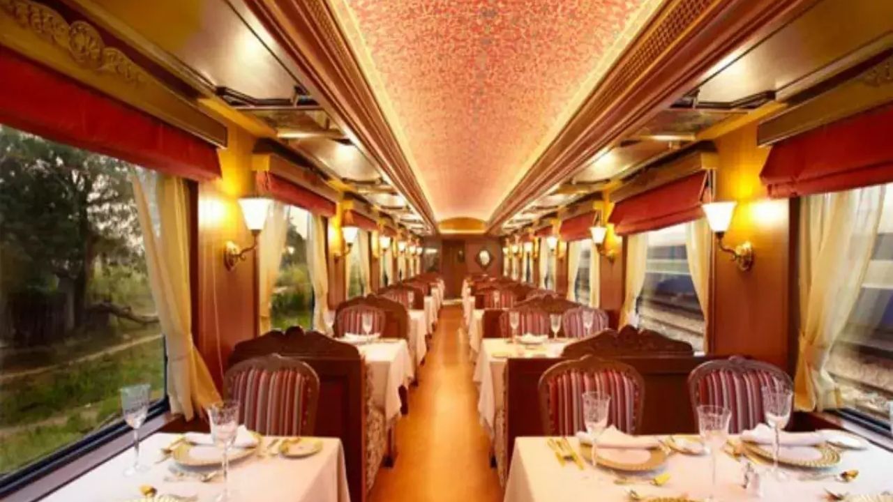 Luxury Train in India Maharaja Express Cost, Route & 5-Star Experience (1)