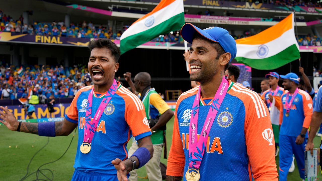 Pakistan's name on Team India's jersey (2)