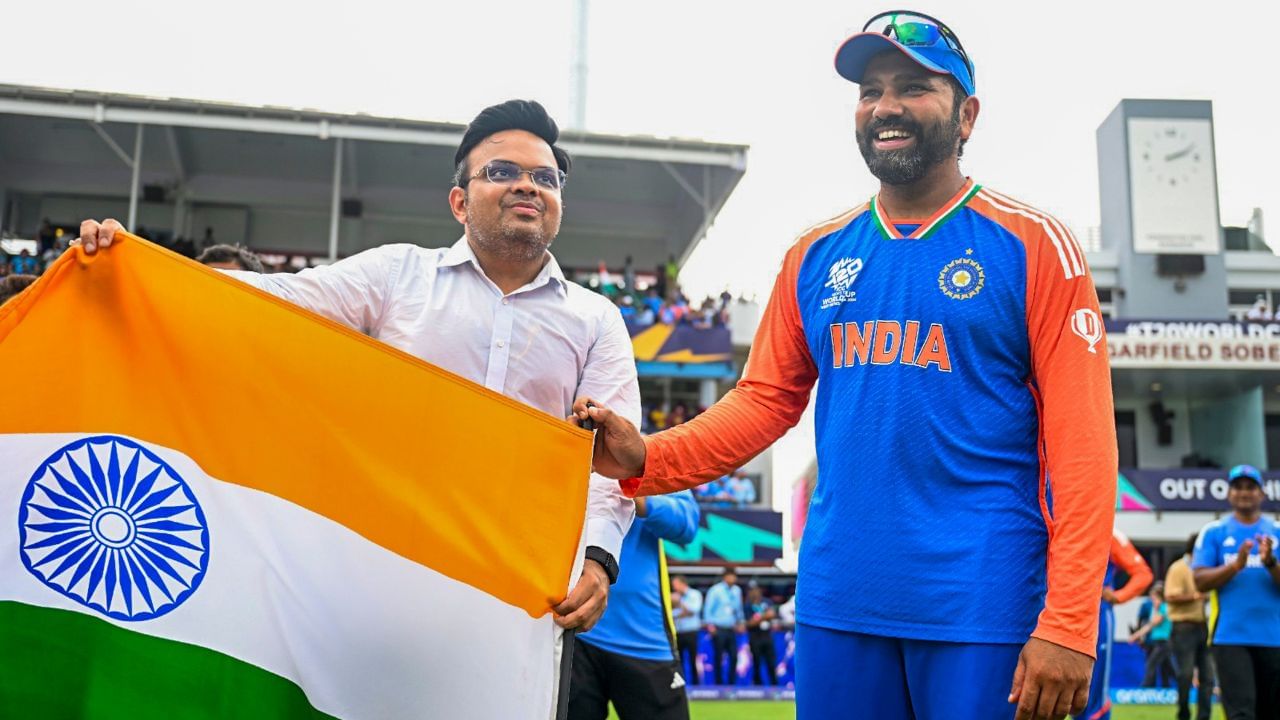 Pakistan's name on Team India's jersey (4)