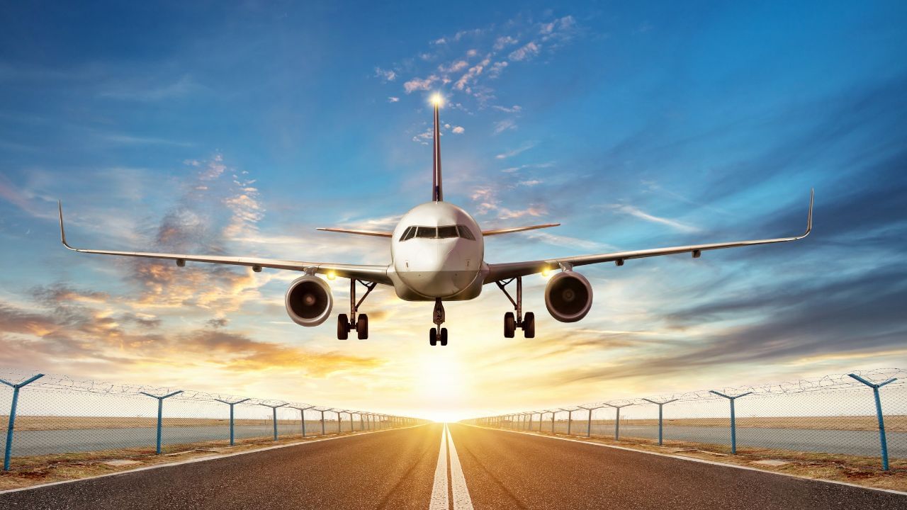 આ જ કારણ છે કે ઠંડી જગ્યાએ લેન્ડિંગ દરમિયાન કોઈ અકસ્માત ન થાય, તે માટે વિમાનના ટાયરમાં સામાન્ય હવા નહીં, પણ સૂકા નાઇટ્રોજન ગેસ ભરવામાં આવે છે.