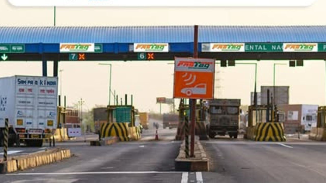 10 સેકન્ડના વેટિગ ટાઈમની સાથે સાથે એક જરુરી માર્ગદર્શિકા એ પણ છે. જેના વિશે તમામ લોકોને જાણ હોવી જોઈએ. 100 મીટરનો વેટિંગ લાઈન નિયમ છે.NHAI અનુસાર કોઈ પણ ટોલ પ્લાઝા પર વેટિંગ લાઈન 100 મીટથી વધારે રહેવો જોઈએ નહિ.