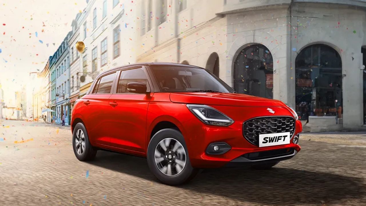 Maruti Suzuki Swift : મારુતિની ફેમસ હેચબેક સ્વિફ્ટના સૌથી સસ્તા ઓટોમેટિક વેરિઅન્ટ (VXI AGS)ની કિંમત રૂ. 7,74,501 (એક્સ-શોરૂમ) છે, આ કારનું પેટ્રોલ (ઓટોમેટિક) વેરિઅન્ટ 25.75 કિમી/લીટર માઇલેજ આપે છે. 