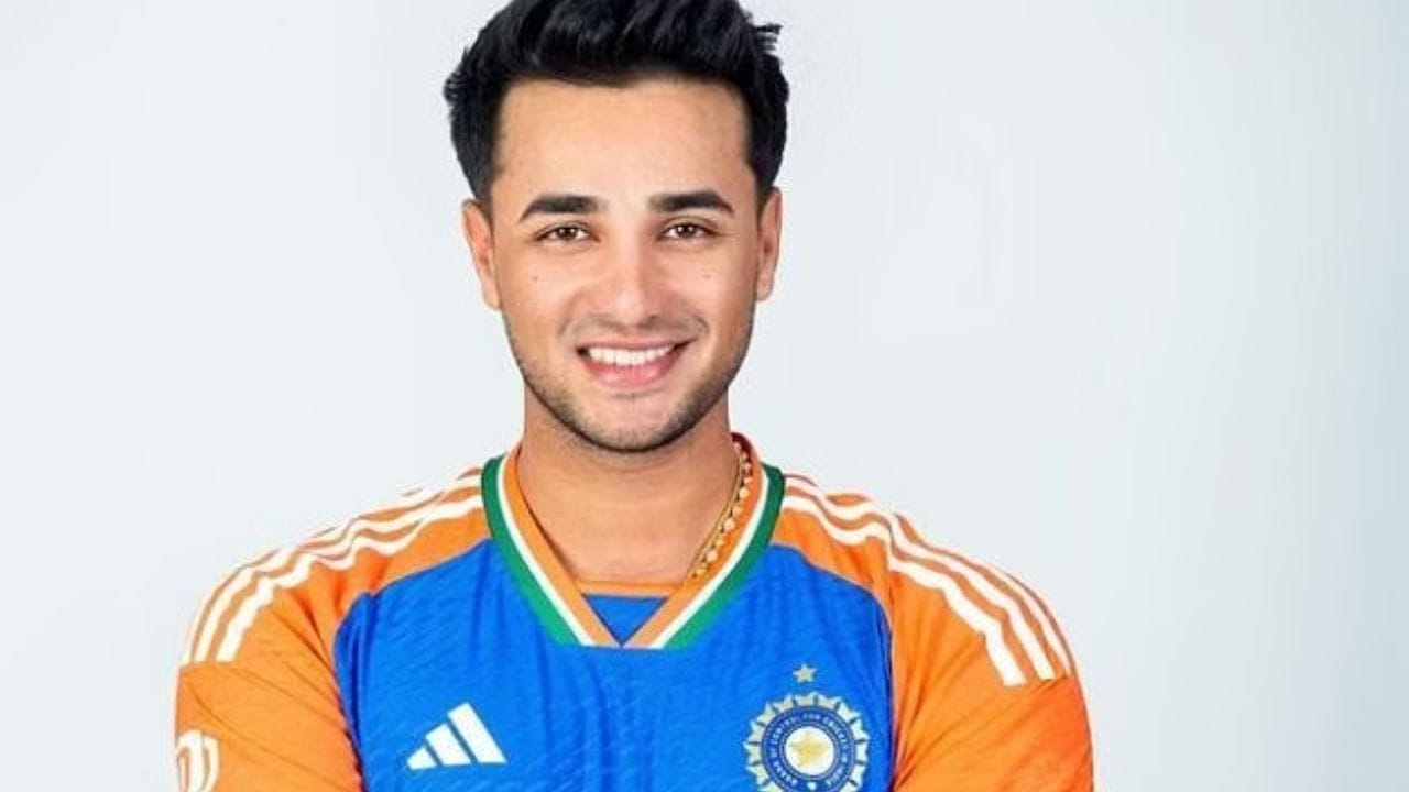 અભિષેક શર્મા (13 છગ્ગા) વર્ષ 2025માં, અભિષેકે ઇંગ્લેન્ડ સામે મુંબઈ ટી20 આંતરરાષ્ટ્રીય મેચમાં 135 રનની ઇનિંગ રમી હતી. પોતાની ઇનિંગ દરમિયાન, અભિષેકે 13 છગ્ગા ફટકારવામાં સફળતા મેળવી.