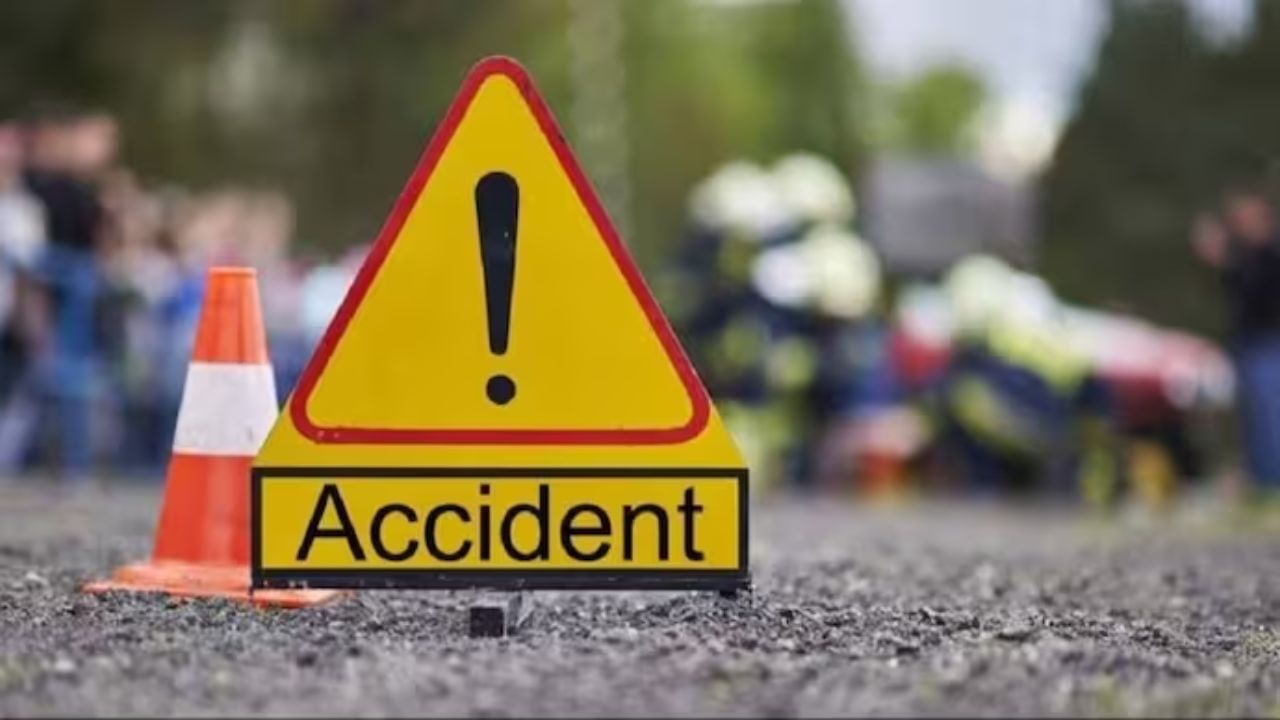Surat Video : ઉમરખડી નજીક પિક અપ અને ટ્રક વચ્ચે સર્જાયો ગમખ્વાર અકસ્માત, 4 લોકોના મોત, 16 ઈજાગ્રસ્ત