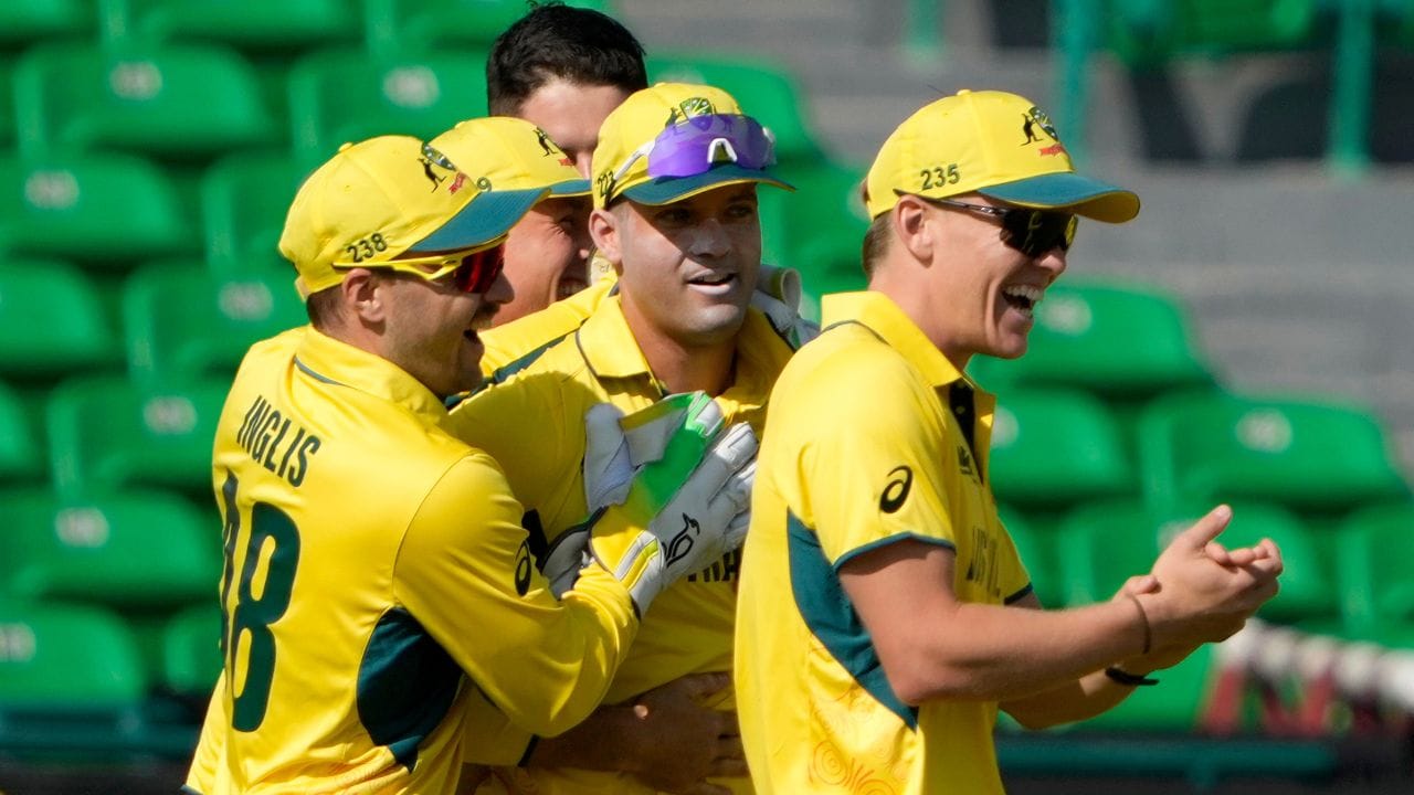 જો ઓસ્ટ્રેલિયા અફઘાનિસ્તાન સામેની છેલ્લી મેચ જીતી જશે તો તે સીધું સેમીફાઈનલમાં પહોંચશે. જો ઓસ્ટ્રેલિયા અફઘાનિસ્તાન સામે હારી જાય છે, તો ઓસ્ટ્રેલિયાને ઈંગ્લેન્ડ સામે દક્ષિણ આફ્રિકાની જીત પર આધાર રાખવો પડશે.